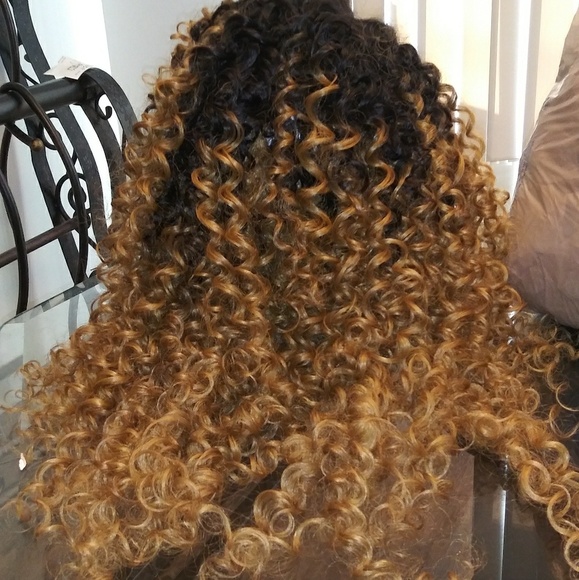 L-Part Wig - Picture 3 of 5